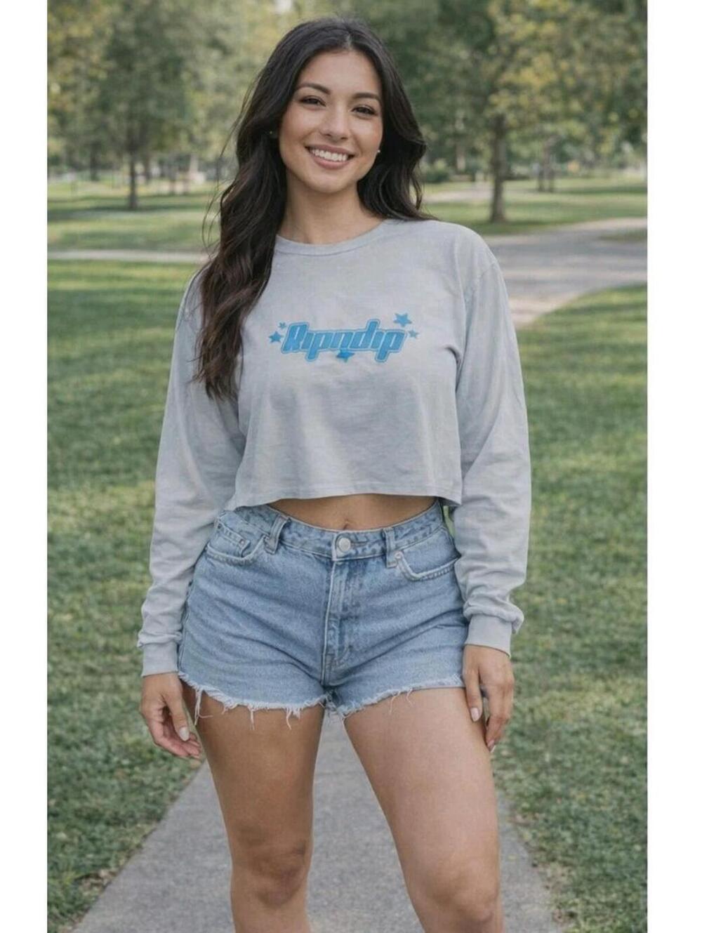 RipNDip Kawaii Nerm cropped long sleeve shirt in grey Szie XS (030)